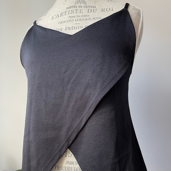 Black spaghetti straps drape top - Picture 4 of 6